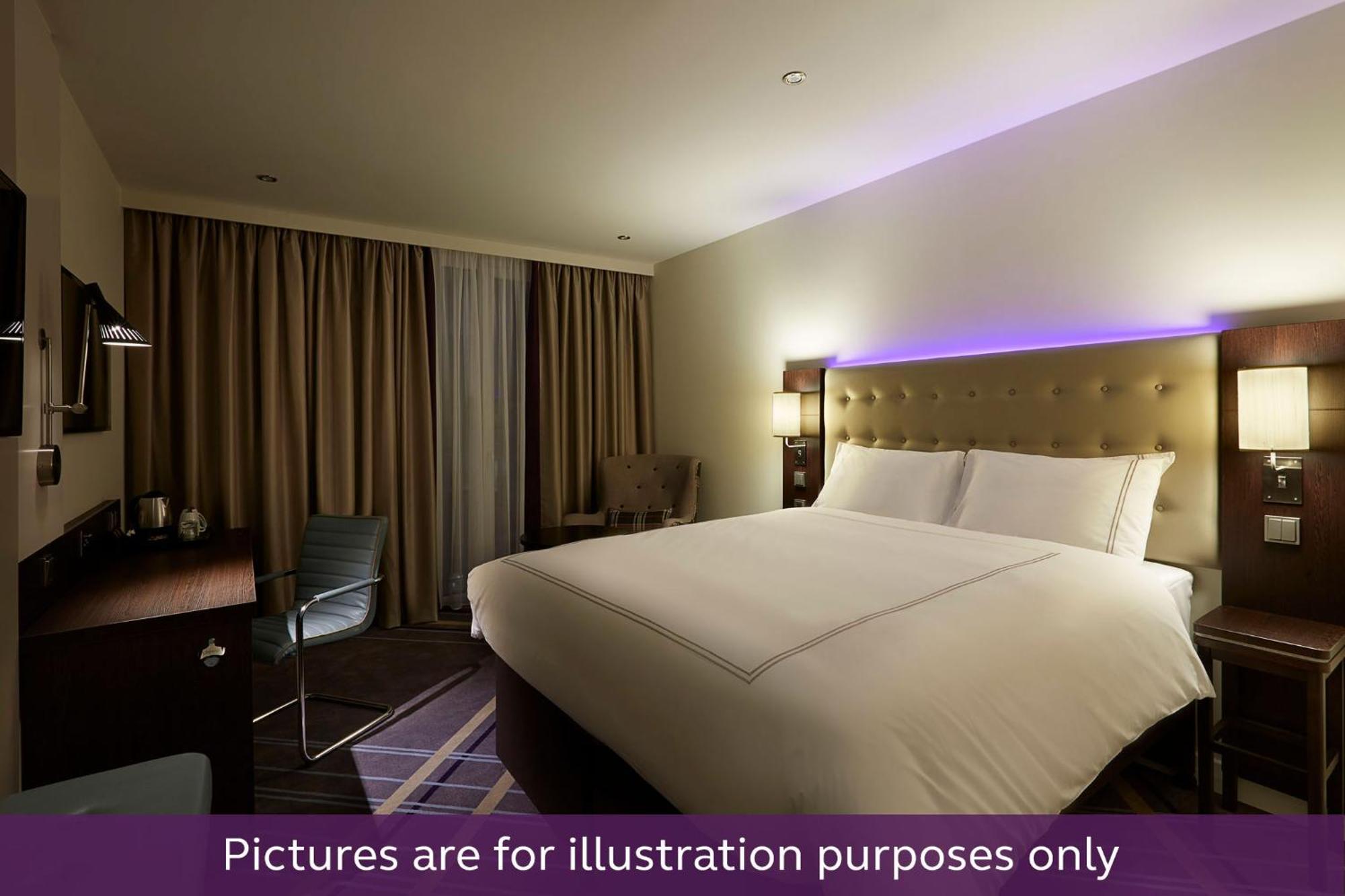 Premier Inn Rosenheim City Lokhoefe Exterior foto